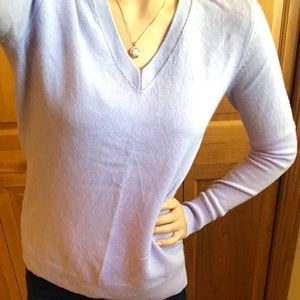 Ann Taylor Like New!! Lavender Cashmere Sweater